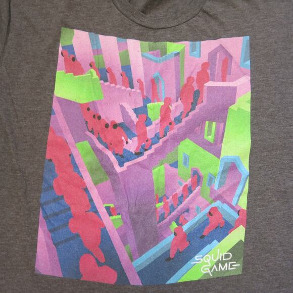 NETFLIX SQUID GAME T Shirt  Size L Korean Drama Horror Sci Fi Gray Casual - Picture 2 of 7